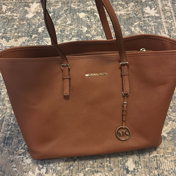 Michael Kors textured leather tote - Picture 2 of 14